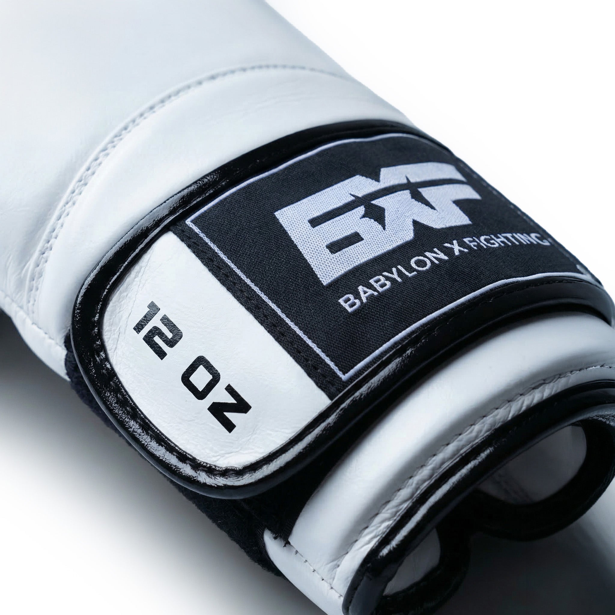 قفازات تدريب Core PU من BXF